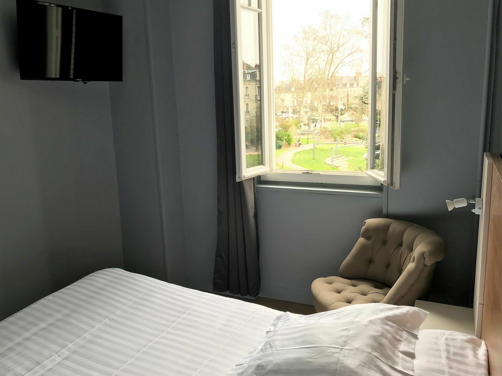 Citotel Hotel Le Chapon Fin Brive-la-Gaillarde Exteriör bild